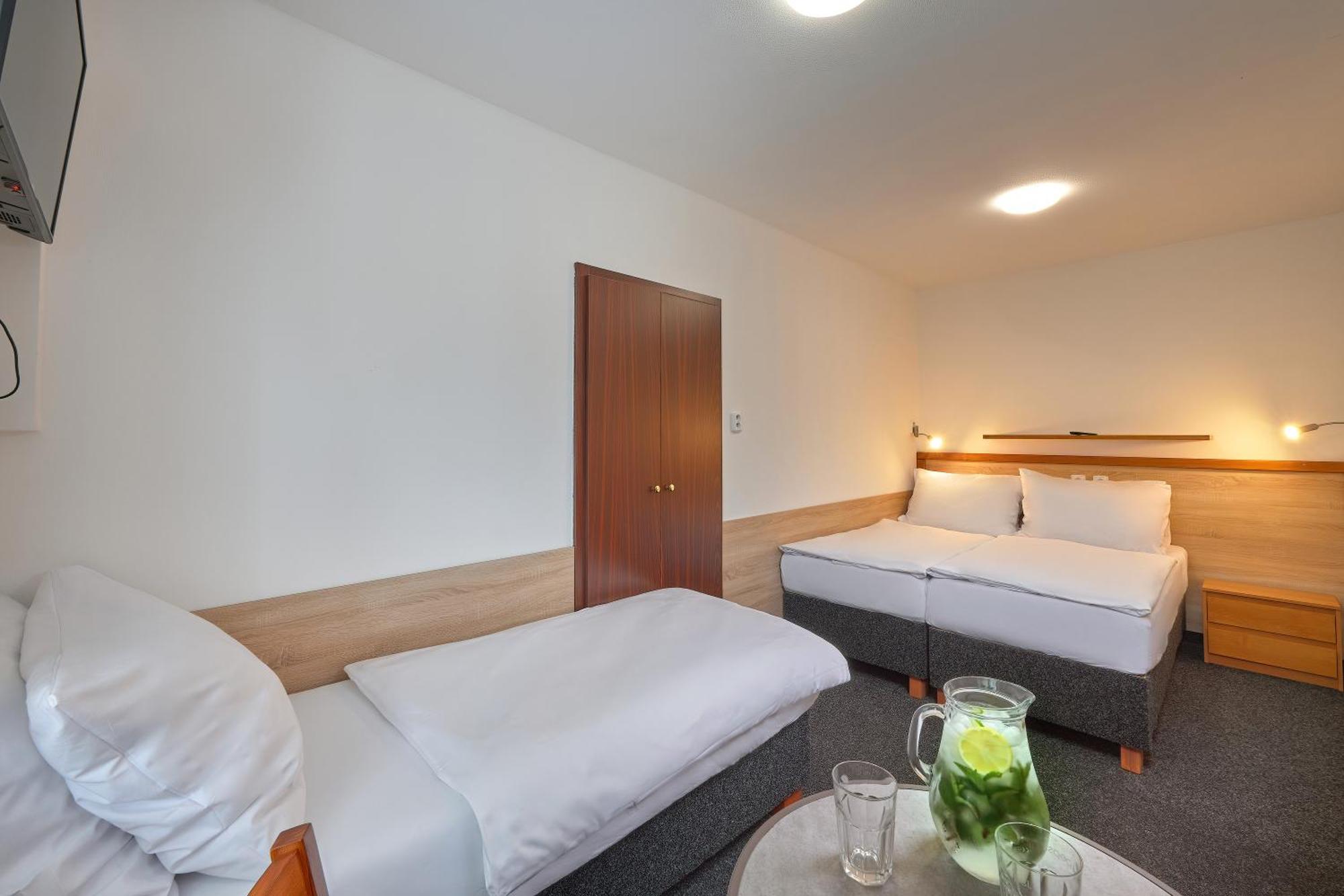 U Rybnika Smrcna Hotell Nová Bystřice Eksteriør bilde